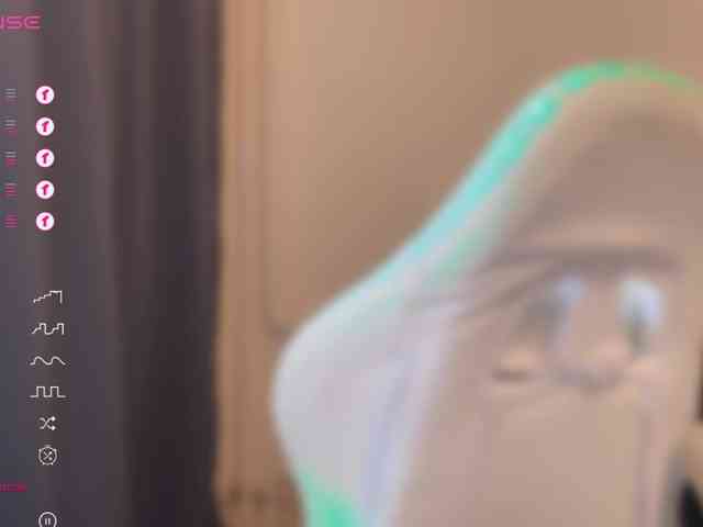 PinkyNastyx webcam