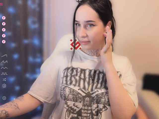 PinkyNastyx webcam