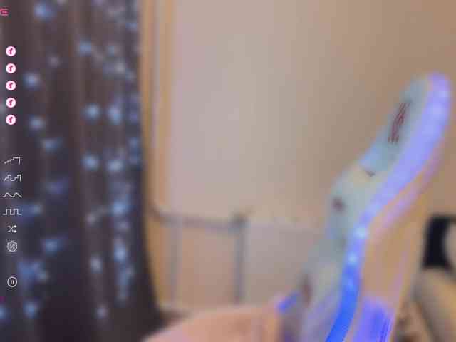 PinkyNastyx webcam