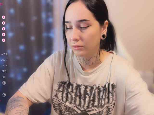 PinkyNastyx webcam
