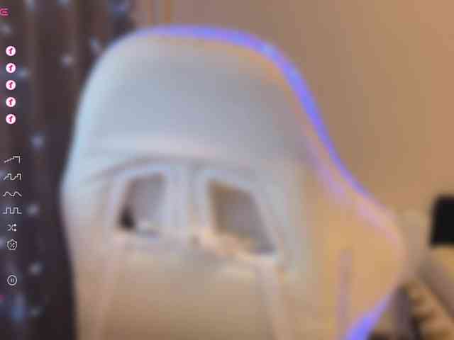 PinkyNastyx webcam