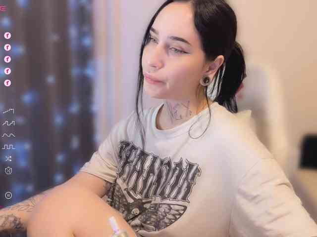 PinkyNastyx webcam