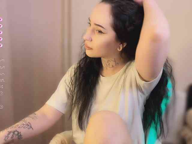 PinkyNastyx webcam