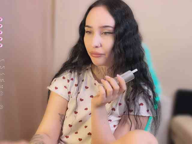 PinkyNastyx webcam