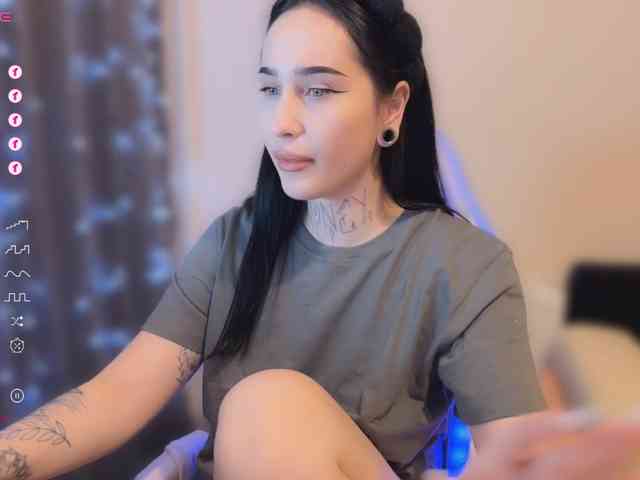 PinkyNastyx webcam