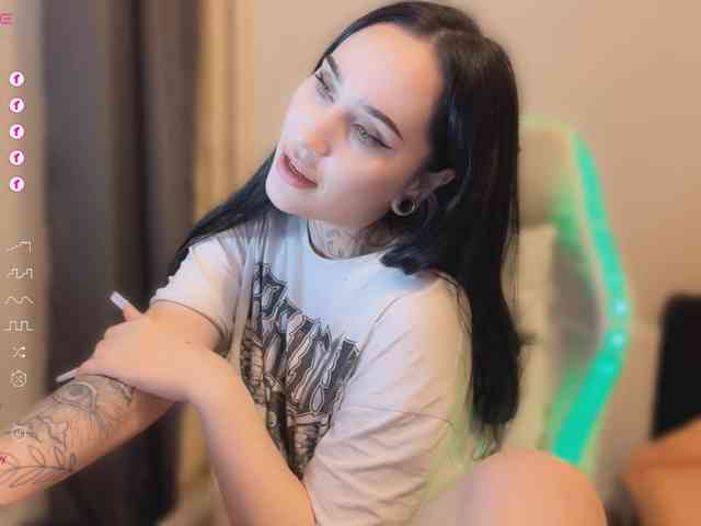 PinkyNastyx webcam