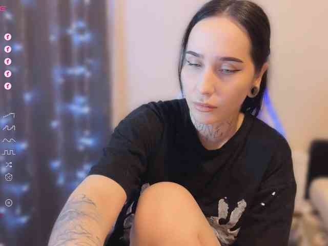 PinkyNastyx webcam