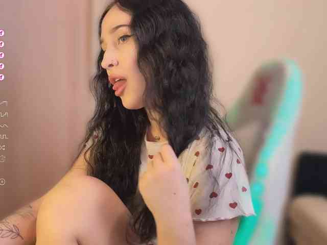 PinkyNastyx webcam