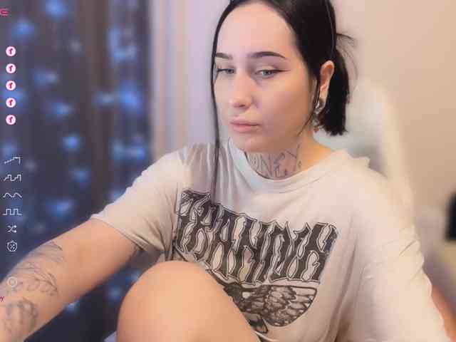 PinkyNastyx webcam