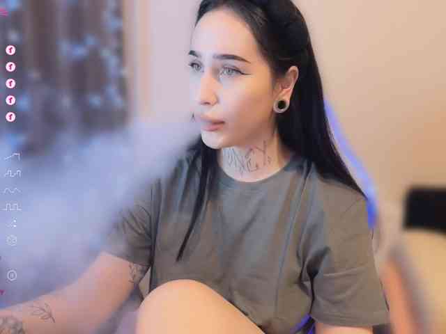 PinkyNastyx webcam