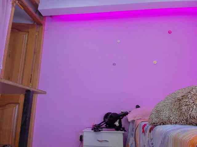dixxiee webcam