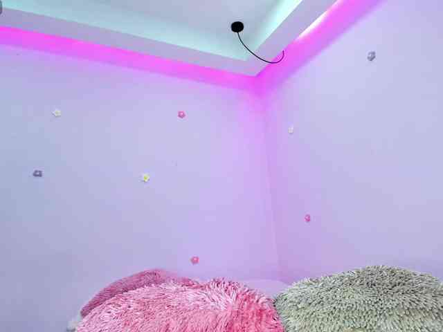 dixxiee webcam