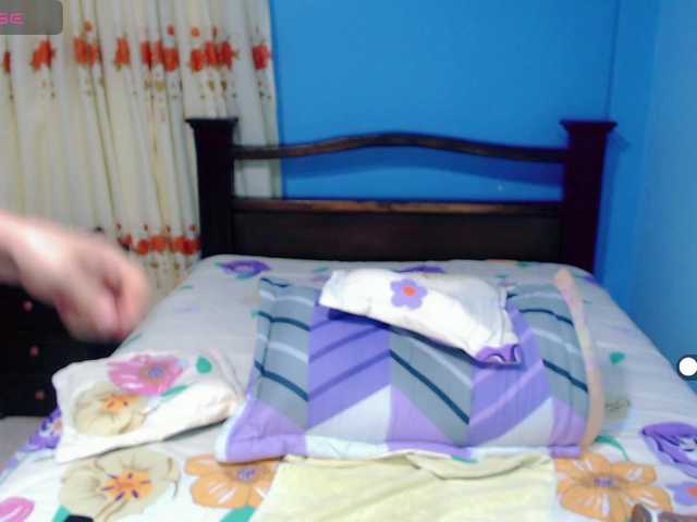 LilyBenet1's BongaCams show and profile