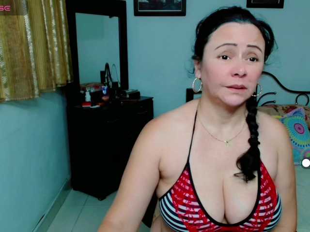 LilyBenet1's BongaCams show and profile