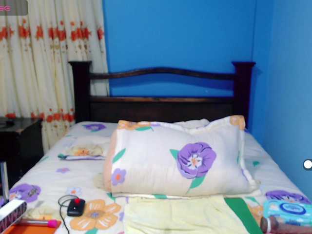 LilyBenet1's BongaCams show and profile