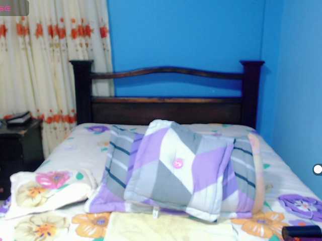 LilyBenet1's BongaCams show and profile