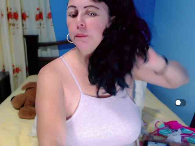 LilyBenet1