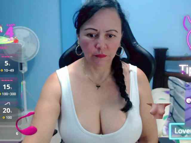 LilyBenet1 webcam