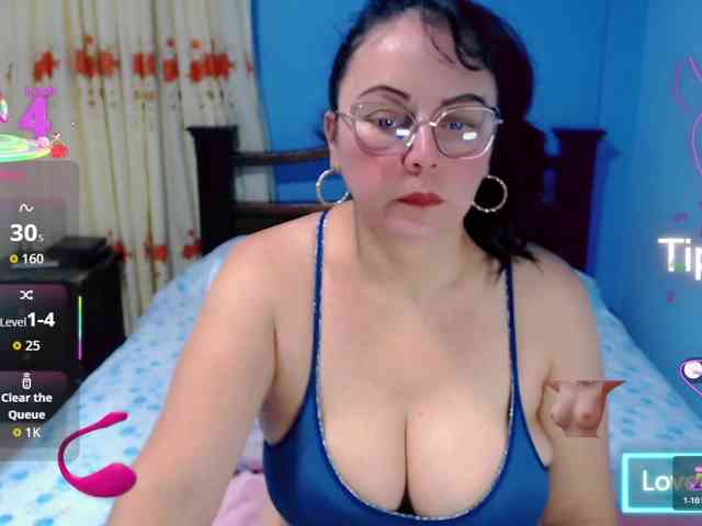 LilyBenet1 webcam