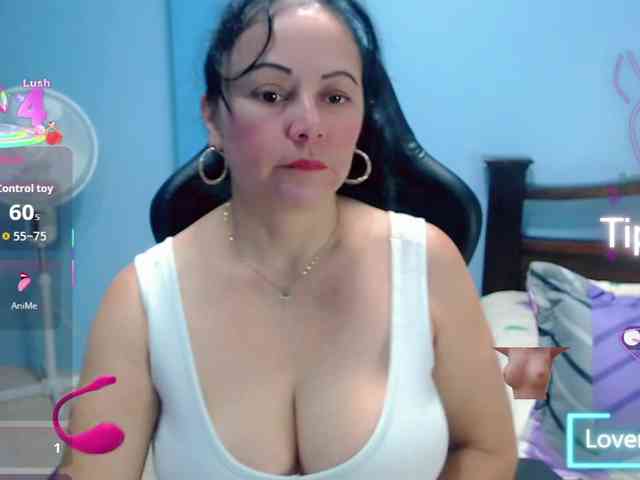 LilyBenet1 webcam