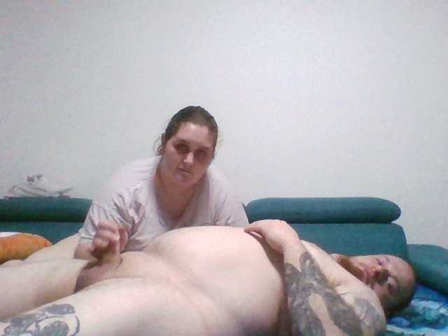 ShyCoupleTryingEverythik's BongaCams show and profile