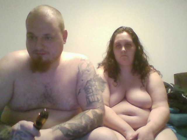 ShyCoupleTryingEverythik's BongaCams show and profile