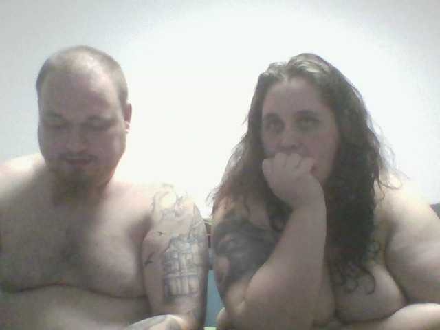 ShyCoupleTryingEverythik's BongaCams show and profile