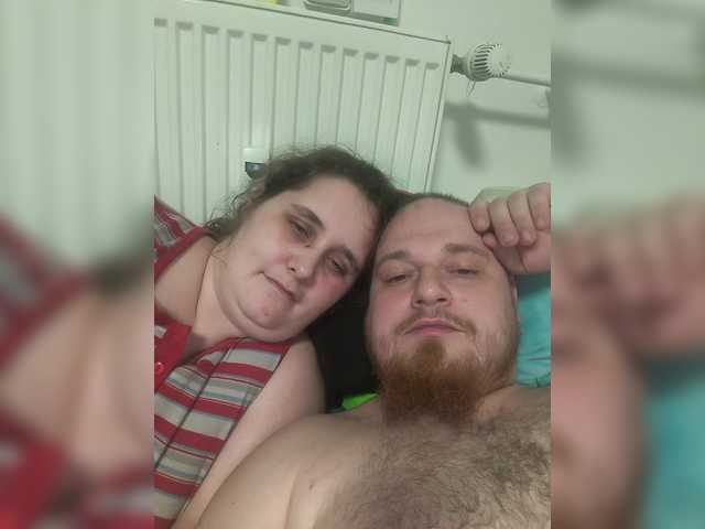 ShyCoupleTryingEverythik's BongaCams show and profile