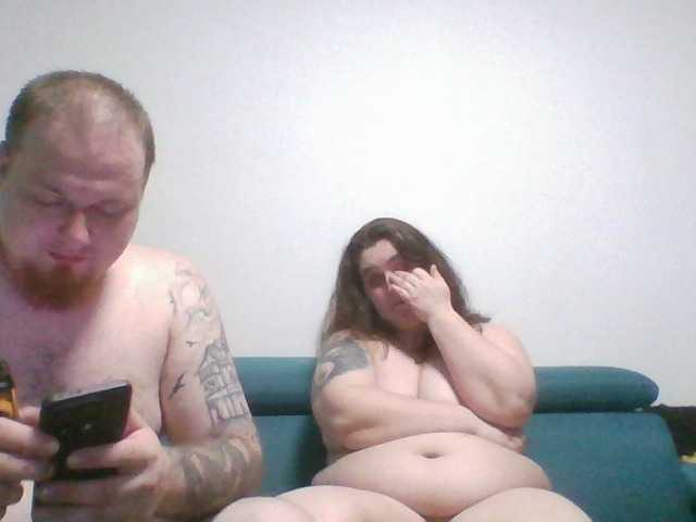 ShyCoupleTryingEverythik's BongaCams show and profile