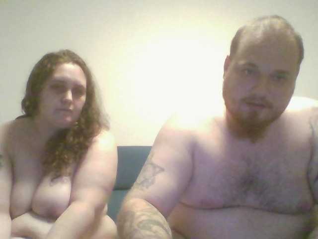 ShyCoupleTryingEverythik's BongaCams show and profile