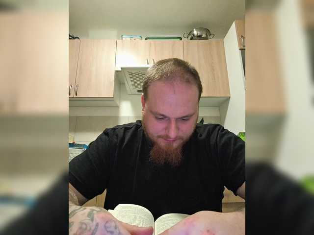 ShyCoupleTryingEverythik's BongaCams show and profile