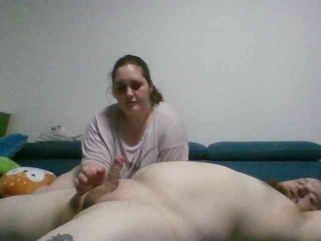 ShyCoupleTryingEverythik