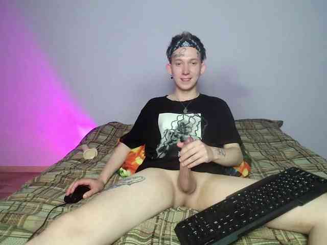 Alex-foxy