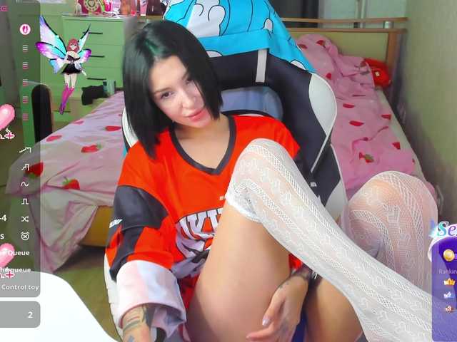 folinskaayaa's BongaCams show and profile