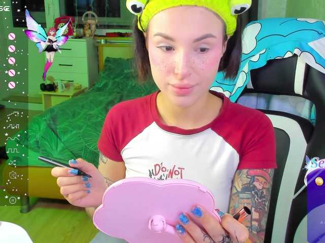 folinskaayaa's BongaCams show and profile