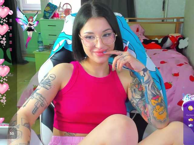 folinskaayaa's BongaCams show and profile