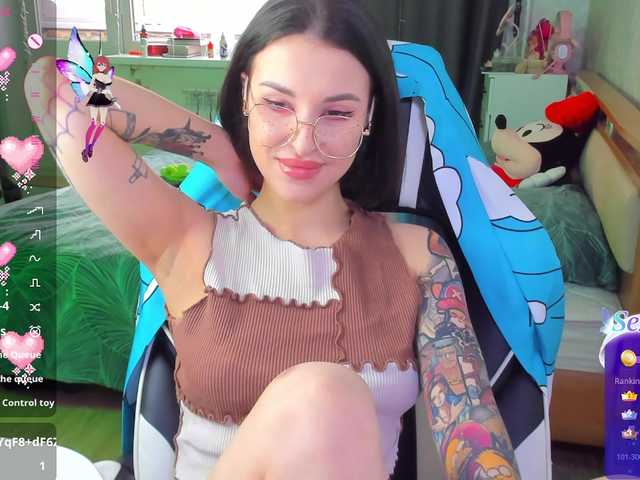 folinskaayaa's BongaCams show and profile