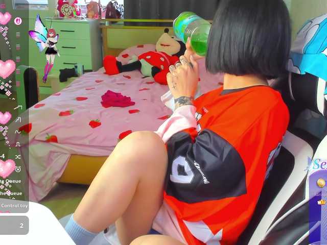 folinskaayaa's BongaCams show and profile