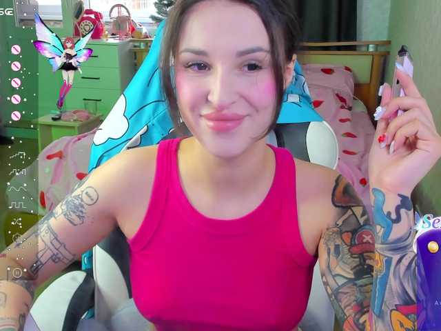 folinskaayaa's BongaCams show and profile