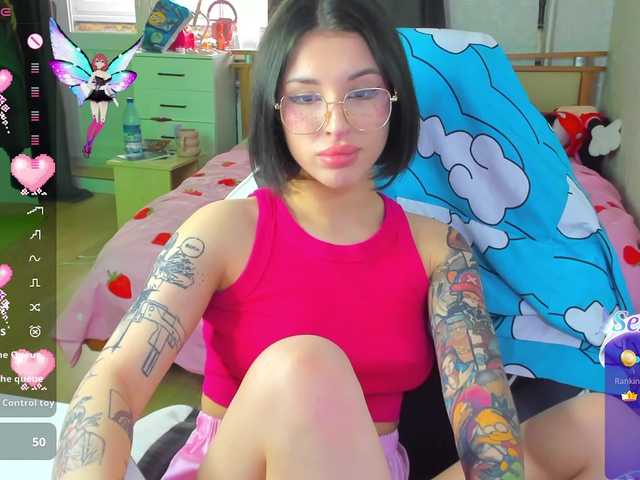 folinskaayaa's BongaCams show and profile