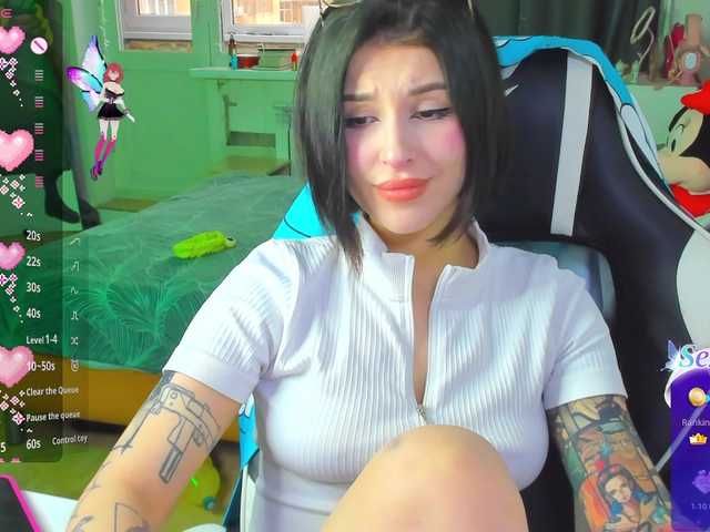 folinskaayaa's BongaCams show and profile