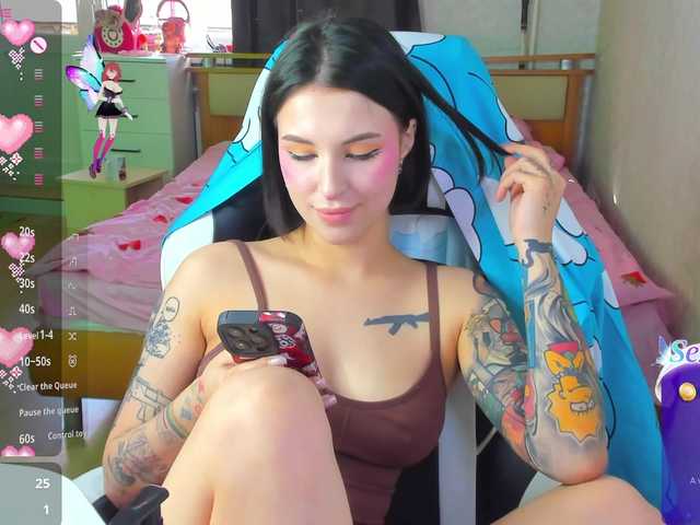 folinskaayaa's BongaCams show and profile