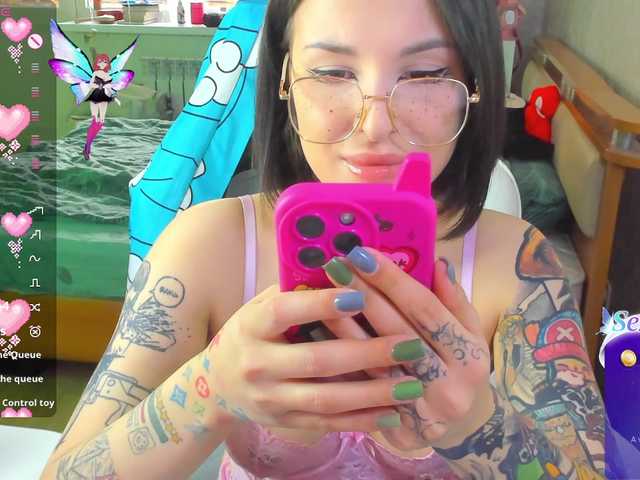 folinskaayaa's BongaCams show and profile