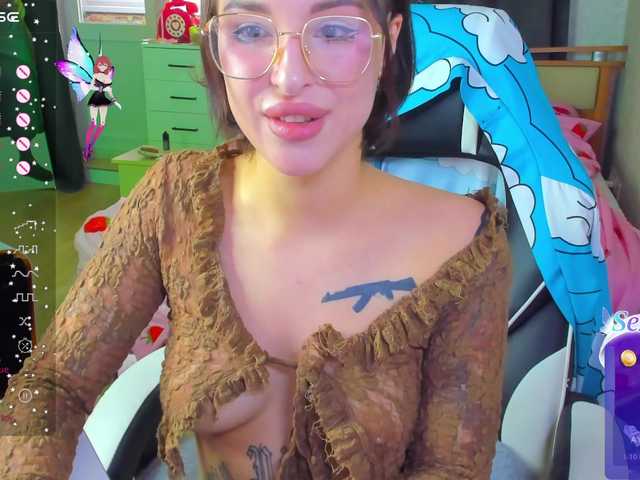 folinskaayaa's BongaCams show and profile