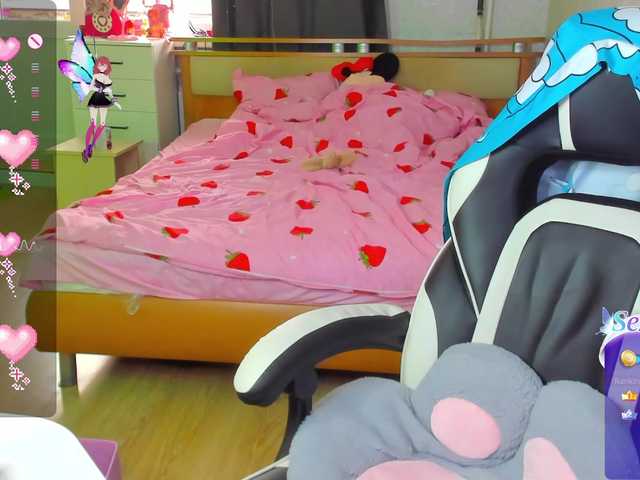 folinskaayaa's BongaCams show and profile