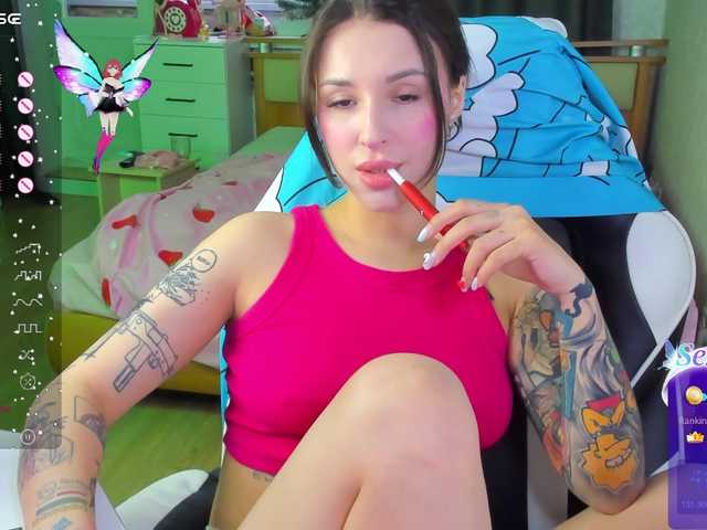 folinskaayaa's BongaCams show and profile