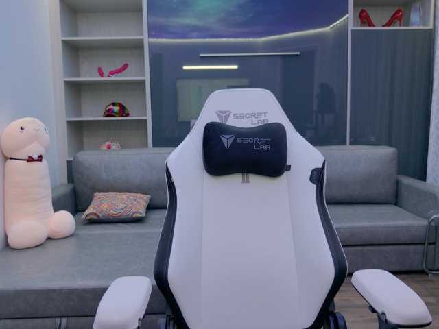 FitCougar's BongaCams show and profile