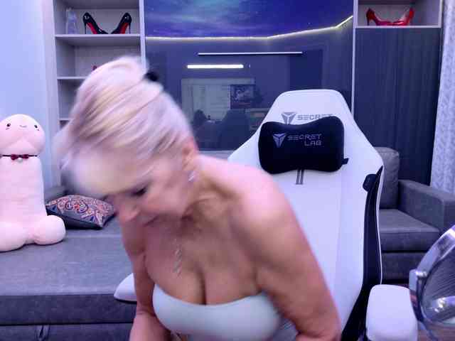 roleplay chat room FitCougar