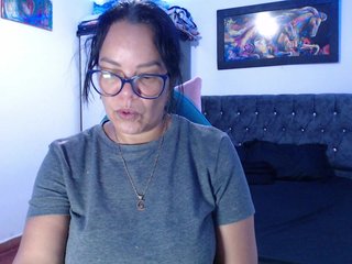 sofia-mature1 Porn Show