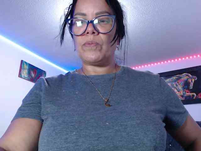 sofia-mature1 webcam